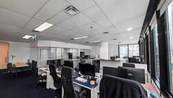 Hsbc Building (D1), Office #523625961